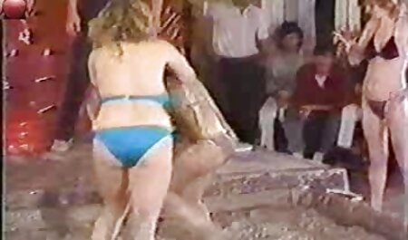 एक वीडियो हिंदी मूवी सेक्सी औरत सेक्सी मोज़ा के साथ सेक्स